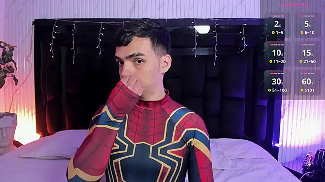 NicoKinggs  online show from March 13, 1:05 pm