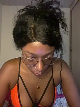 GaiaFiore online show from April 2, 9:38 am