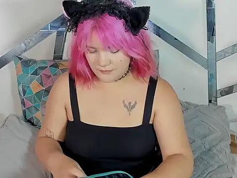 Sherry Boomm online show from April 8, 8:43 pm