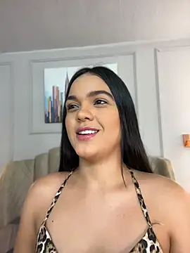 Bella-Ferrer online show from May 22, 6:17 pm