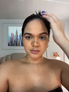Bella-Ferrer online show from June 9, 6:20 pm