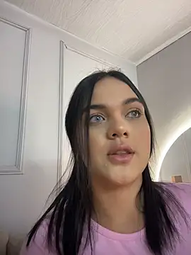 Bella-Ferrer online show from April 16, 6:08 pm