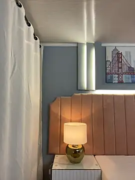 Bella-Ferrer online show from March 11, 6:24 pm