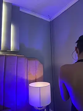 Bella-Ferrer online show from March 18, 6:20 pm