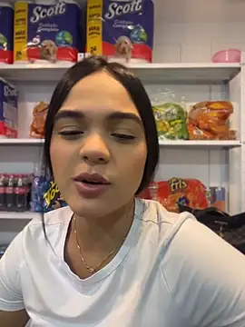 Bella-Ferrer online show from May 12, 6:25 pm