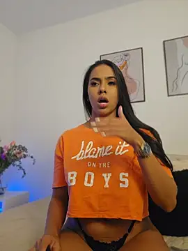 Snapshot of Victoria_Evanss chatting on July 2, 9:32 pm Victoria Evanss online show from July 2, 9:32 pm