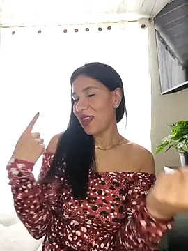 Camillemonroe  online show from May 7, 12:30 pm