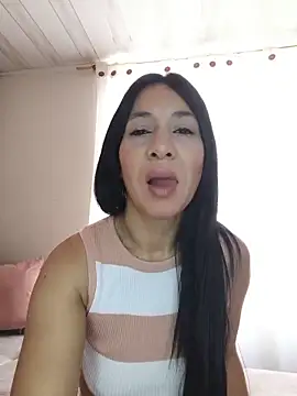 Camillemonroe  online show from May 15, 12:36 pm