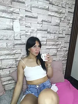 Camillemonroe  online show from July 16, 11:51 am
