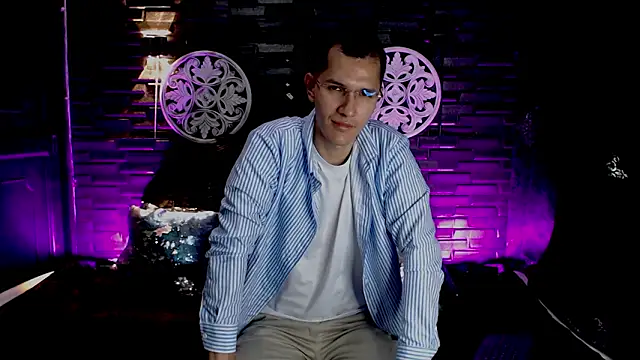 MilanDavid1 online show from March 23, 5:24 pm