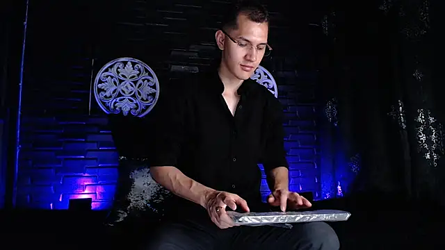 MilanDavid1 online show from April 22, 5:42 pm