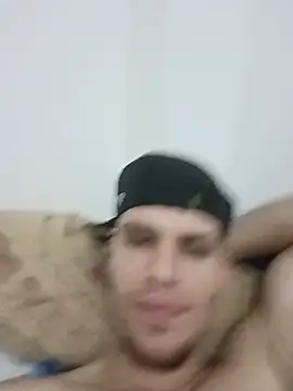Snapshot of droale chatting on July 2, 2:56 am droale online show from July 2, 2:56 am