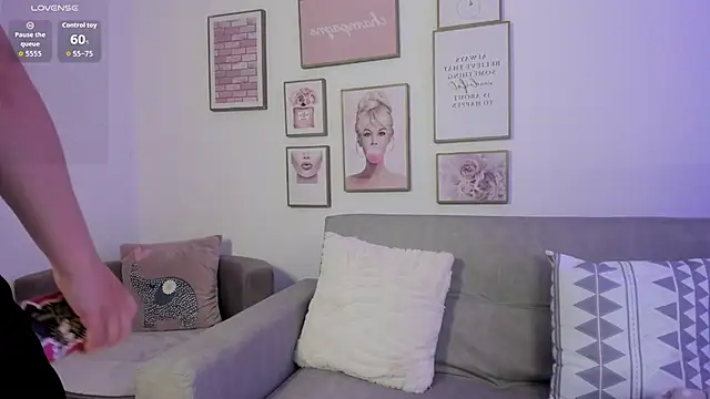 Zoey monroe online show from March 25, 11:53 am