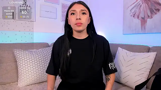 Snapshot of Zoey_monroe chatting on June 19, 1:28 pm Zoey monroe online show from June 19, 1:28 pm