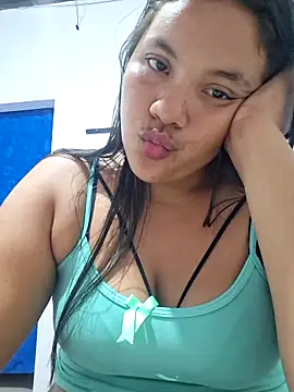 monicarokaforte online show from March 26, 3:49 am