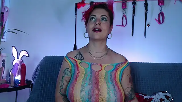 RedWidowCol online show from May 14, 10:07 pm