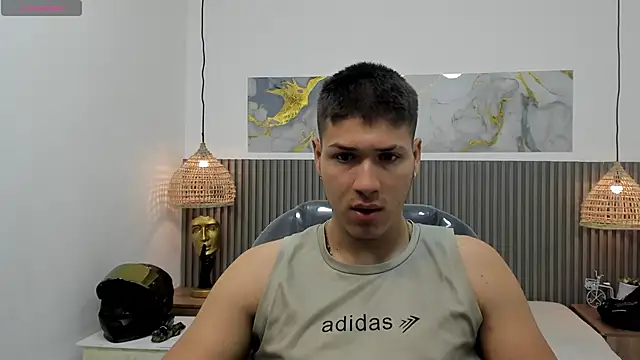 AlessandroFranco online show from March 29, 1:24 pm
