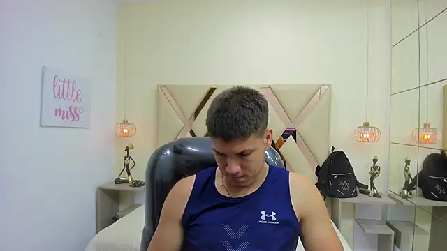 AlessandroFranco online show from May 29, 1:50 pm