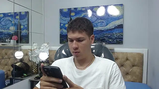 AlessandroFranco online show from June 2, 1:22 pm
