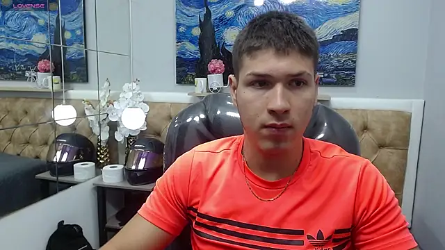 AlessandroFranco online show from April 7, 1:35 pm