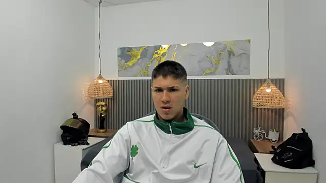 AlessandroFranco online show from May 2, 1:27 pm