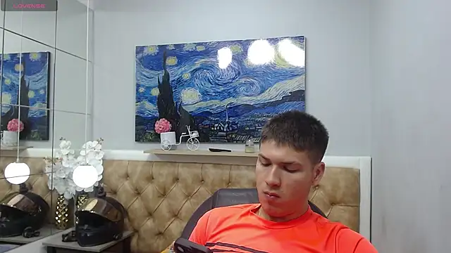 AlessandroFranco online show from May 27, 1:29 pm