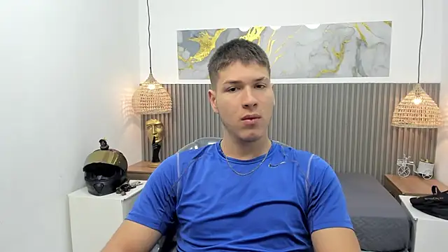AlessandroFranco online show from April 26, 1:19 pm