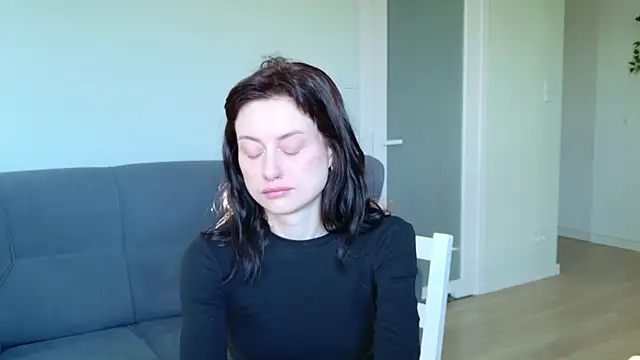Snapshot of Dorimena chatting on June 25, 4:54 am Dorimena online show from June 25, 4:54 am