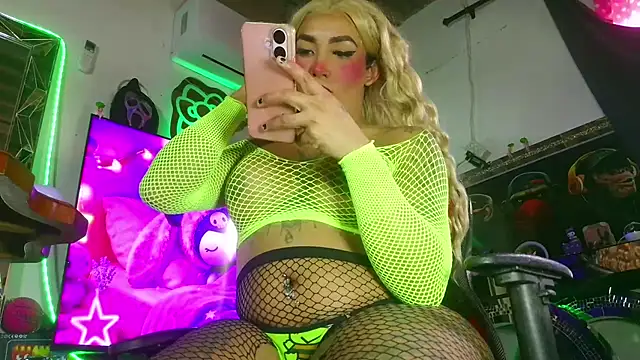 candy aass online show from July 29, 9:47 pm