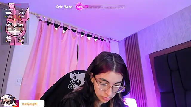 Molly A online show from May 30, 3:06 pm