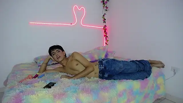 Mario marsh02 online show from March 10, 6:45 pm