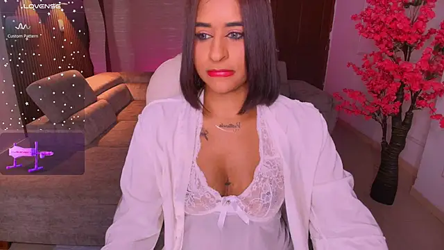 Snapshot of Brianna_harper chatting on May 13, 11:06 am Brianna harper online show from May 13, 11:06 am