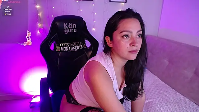 Siara Belle online show from March 29, 9:49 pm
