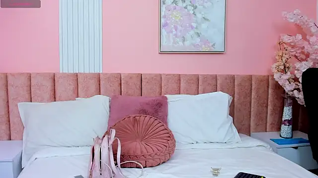 Skarlet Kiss online show from April 20, 6:31 pm