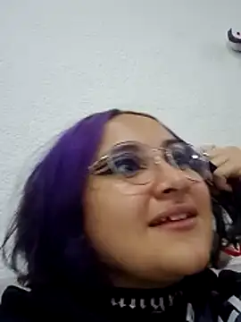 Snapshot of Liily_Foxxy chatting on May 26, 10:46 am Liily Foxxy online show from May 26, 10:46 am