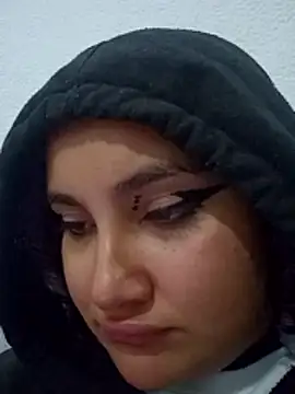 Liily Foxxy online show from April 20, 10:51 am