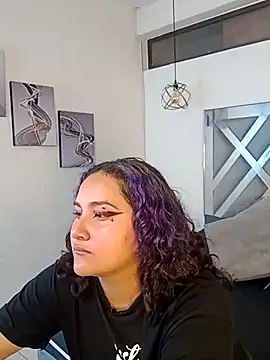 Liily Foxxy online show from July 29, 11:31 am