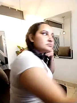 Liily Foxxy online show from July 13, 11:09 am