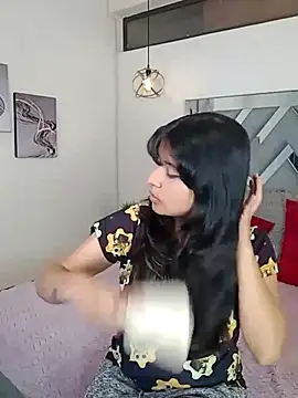 Liily Foxxy online show from July 18, 11:08 am