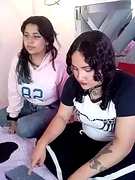 Liily Foxxy online show from March 12, 11:36 am