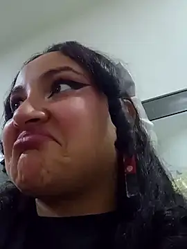 Liily Foxxy online show from March 20, 11:00 am