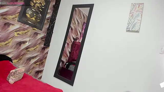 Lunaawhitee online show from April 28, 3:11 am