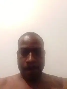 Snapshot of Da-Dick-Son chatting on March 23, 3:50 am Da-Dick-Son online show from March 23, 3:50 am