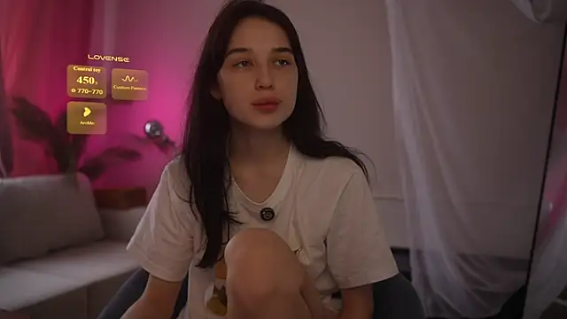 horneyjozy online show from May 18, 3:28 pm