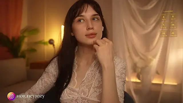 horneyjozy online show from May 23, 6:18 pm