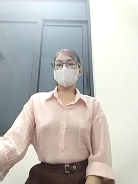 Mai phuong online show from March 28, 6:47 am