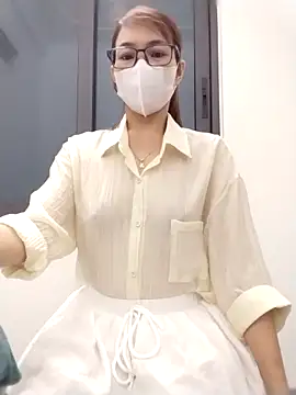 Mai phuong online show from March 27, 1:14 am