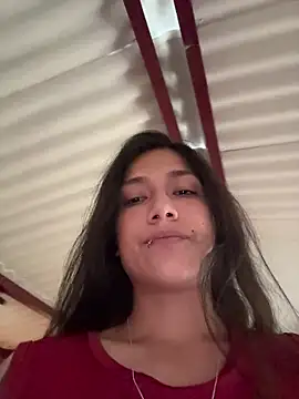 Twoshotsparty420 online show from March 20, 8:43 pm