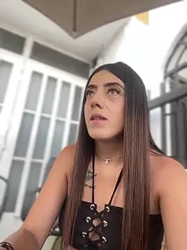 Electra Pinkk online show from April 18, 1:46 pm