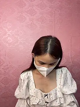 Emma 2603 online show from April 2, 1:51 pm